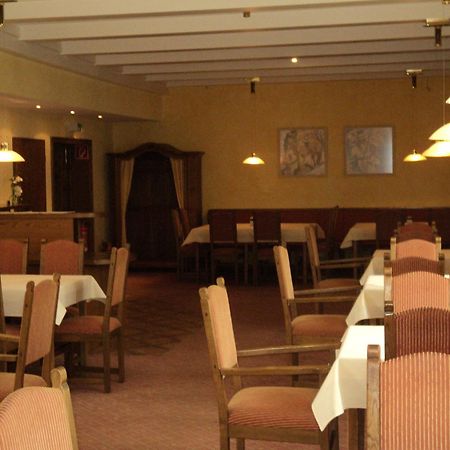 Hotel An Der Ilse Лемго Екстериор снимка
