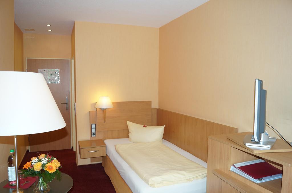 Hotel An Der Ilse Лемго Стая снимка