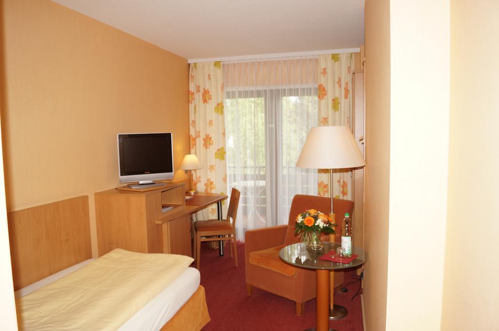 Hotel An Der Ilse Лемго Стая снимка