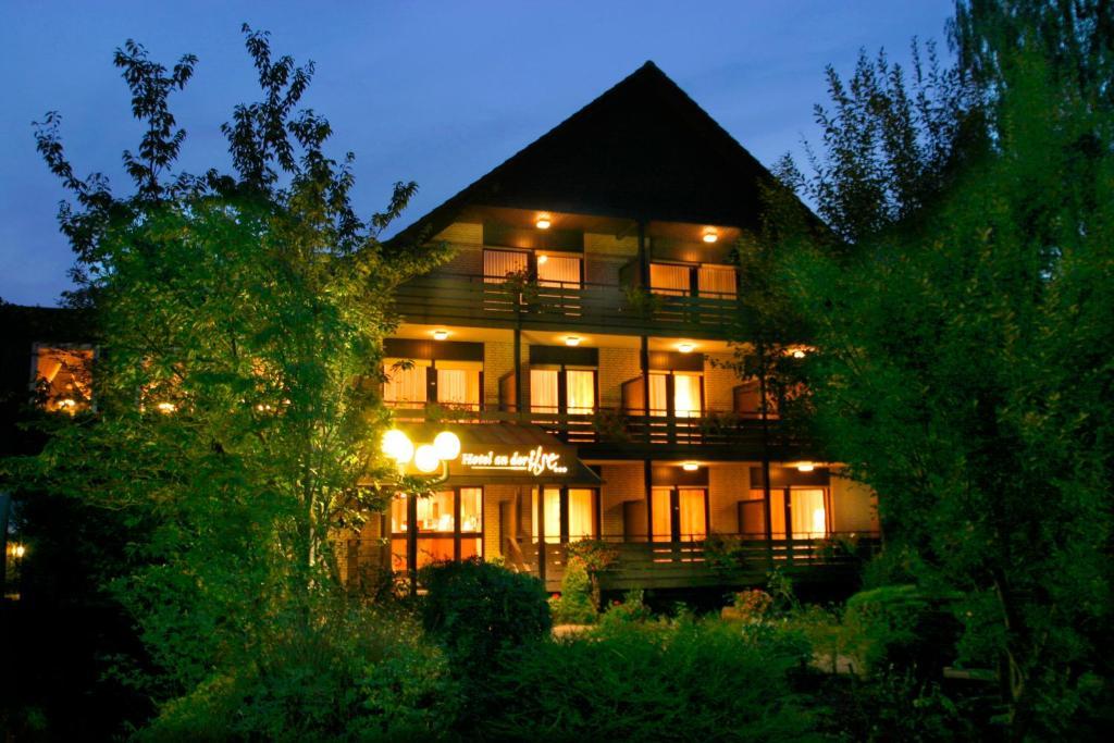 Hotel An Der Ilse Лемго Екстериор снимка